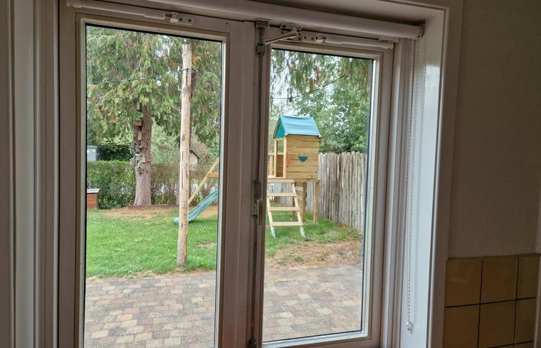 Schlafzimmer mit Doppelbett in Cottage in Loon op Zand, Ferienhaus in Loon op Zand, Nordbrabant.