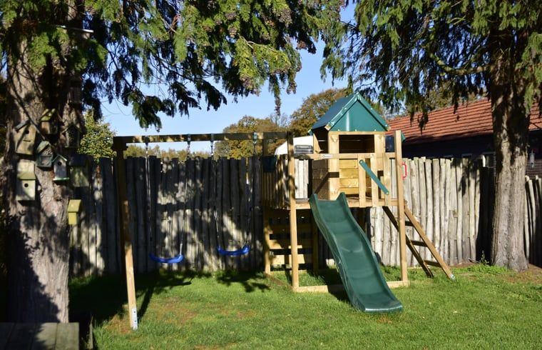 Schlafzimmer mit Etagenbett im Ferienhaus in Loon op Zand, Ferienhaus in Hart van Brabant, Nordbrabant.