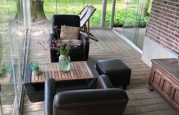 Ruime slaapkamer met tweepersoonsbed in Vakantiehuisje in Cuijk, Noordoost Brabant, Noord Brabant.