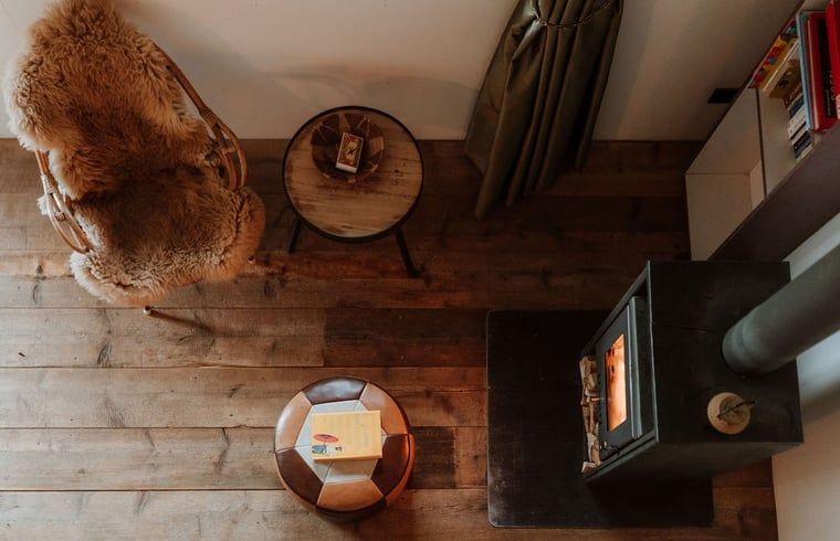 Houtkachel voor gezellige avonden in Huisje in Sint-Oedenrode, vakantiehuis Noordoost Brabant.