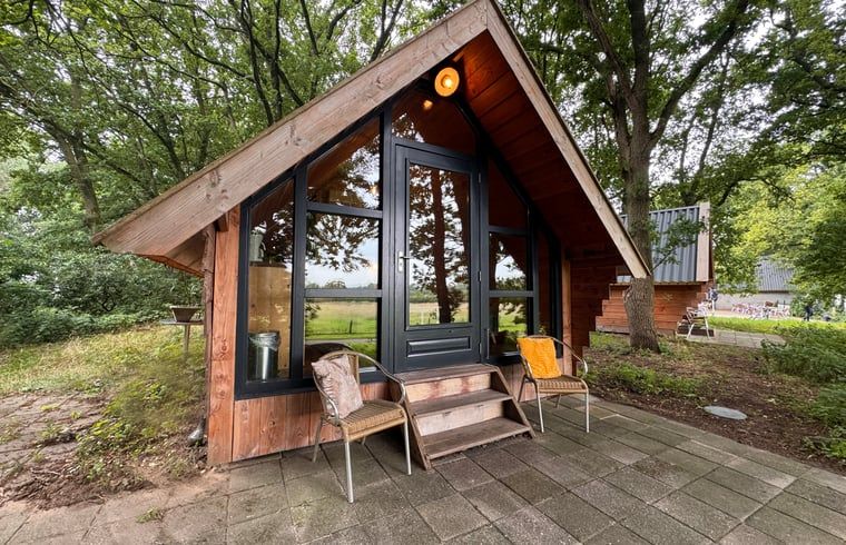 Charmant vakantiehuis Huisje in Vortum Mullem met veranda in Vortum-Mullem, omringd door natuur in Noordoost Brabant.