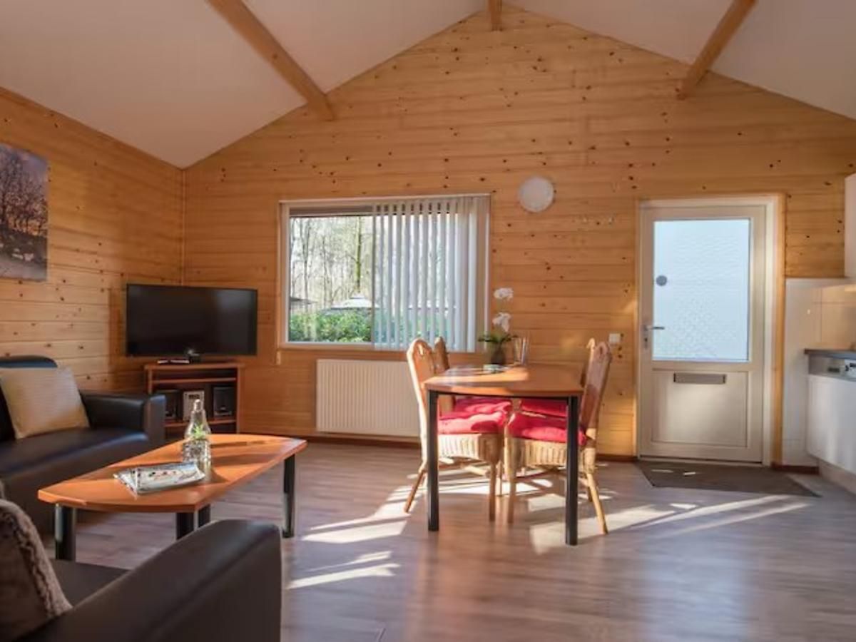 Guest house 436025 - Holiday property Noordoost Brabant - De Visvijver