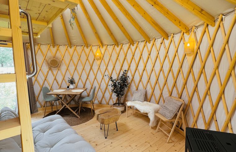 Stylish sink in Holiday home in Ledeacker with wooden details and mirror.