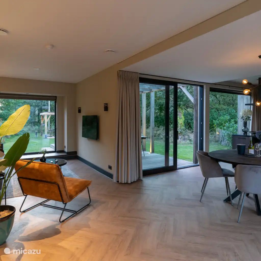 Guest house 442121 - Holiday property West Brabant - Witte Bergvliet Villa