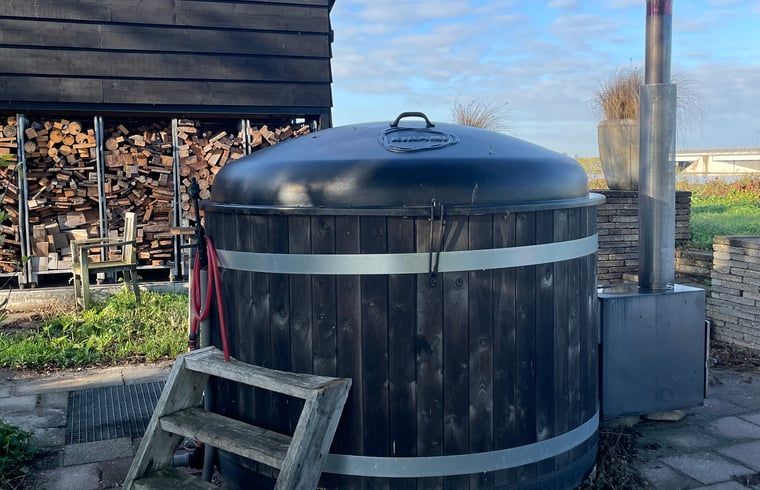 Guest house 443210 - Holiday property West Brabant - Huisje in Werkendam