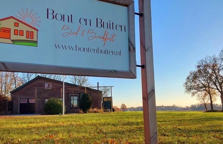 Eingang zum Cottage in Sprundel, einem Ferienhaus in Westbrabant mit laendlichem Charme.