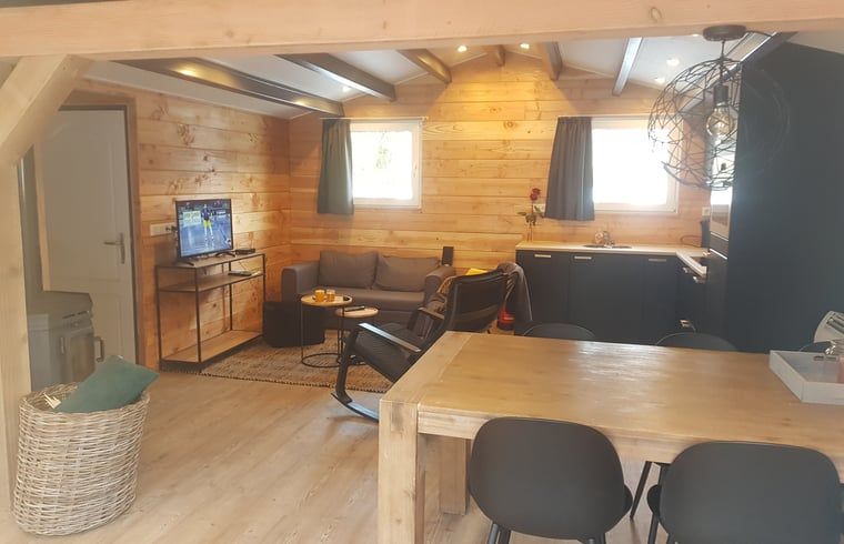 Open living space in Cottage in Schijf, vacation home in North Brabant with modern facilities.