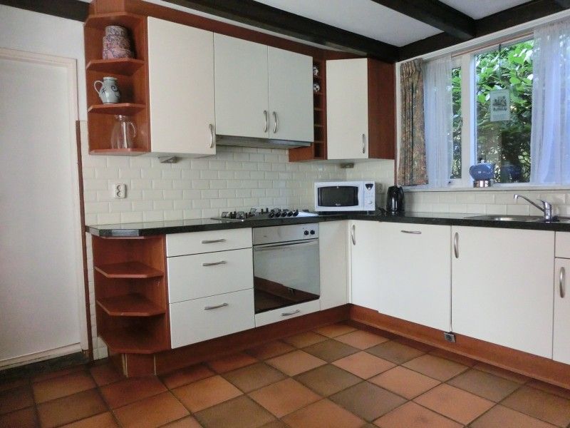 Moderne keuken van vakantiehuis Maria in Schoorl, Noordzeekust