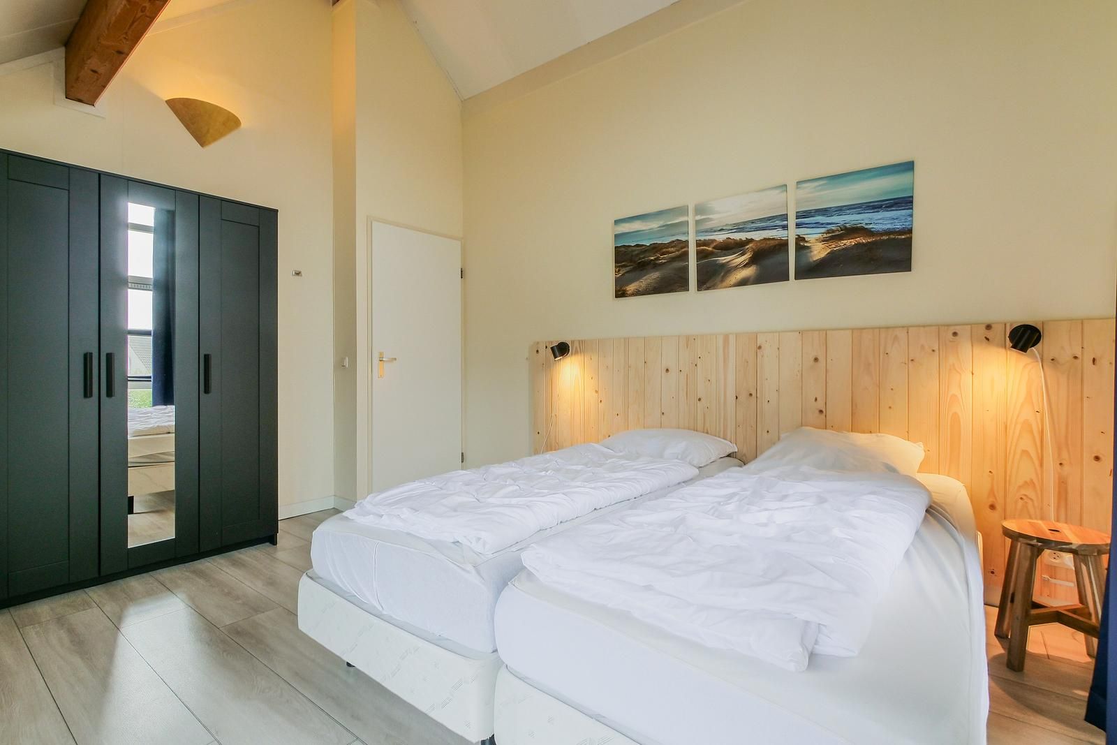 Guest house 4502109 - Holiday property Noordzeekust - Ooghduyne Villa Opduin