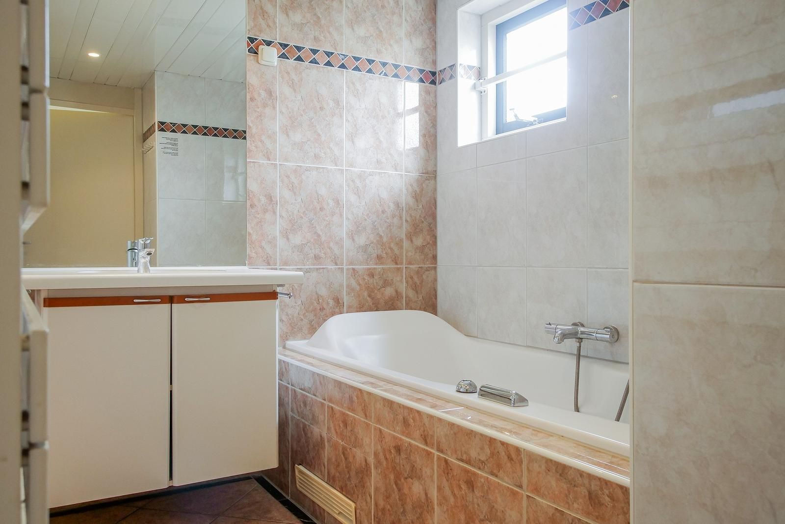 Guest house 4502109 - Holiday property Noordzeekust - Ooghduyne Villa Opduin