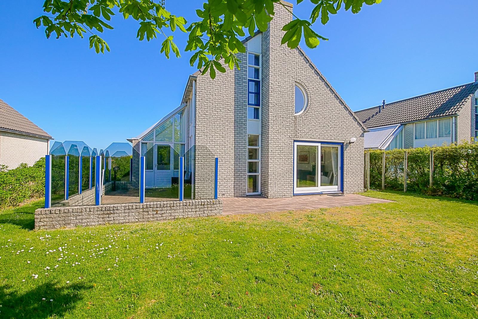 Guest house 4502109 - Holiday property Noordzeekust - Ooghduyne Villa Opduin