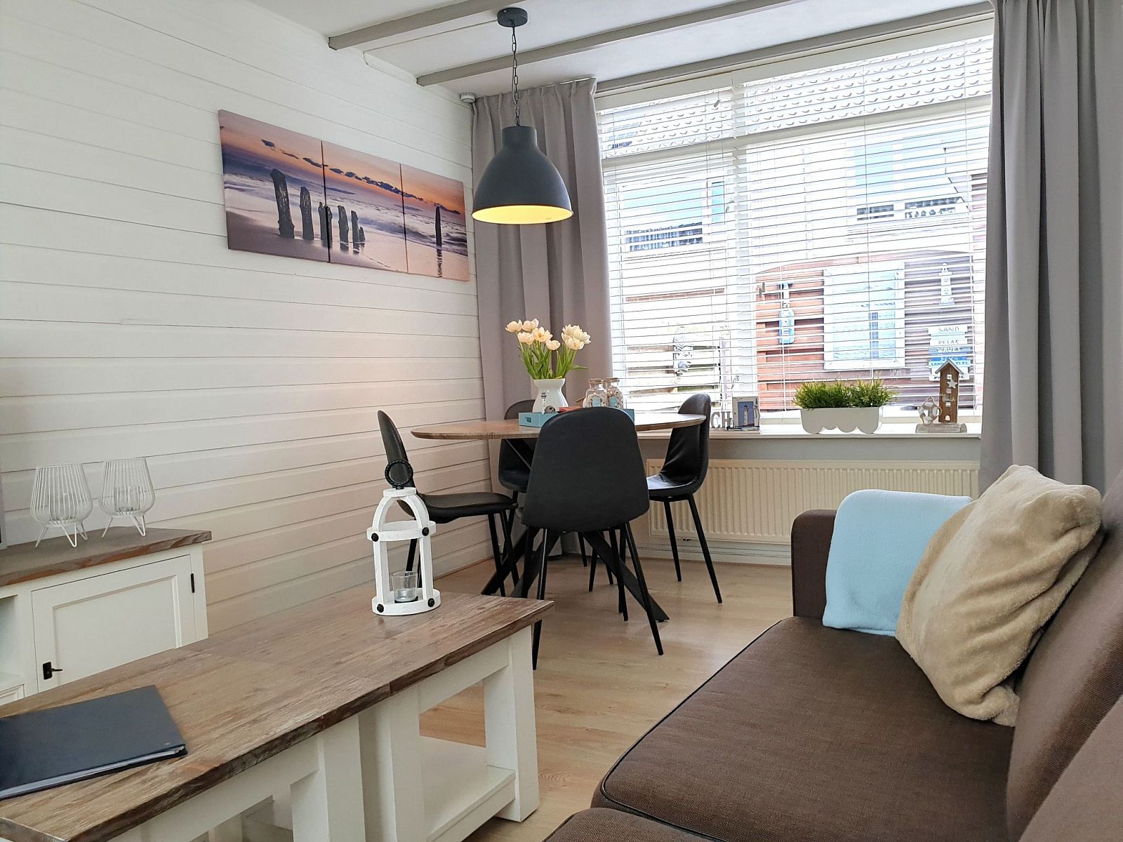 Unterkunft 4503153 - Ferienhaus Noordzeekust - Vakantiehuis Sommerhaus "De Zeester"