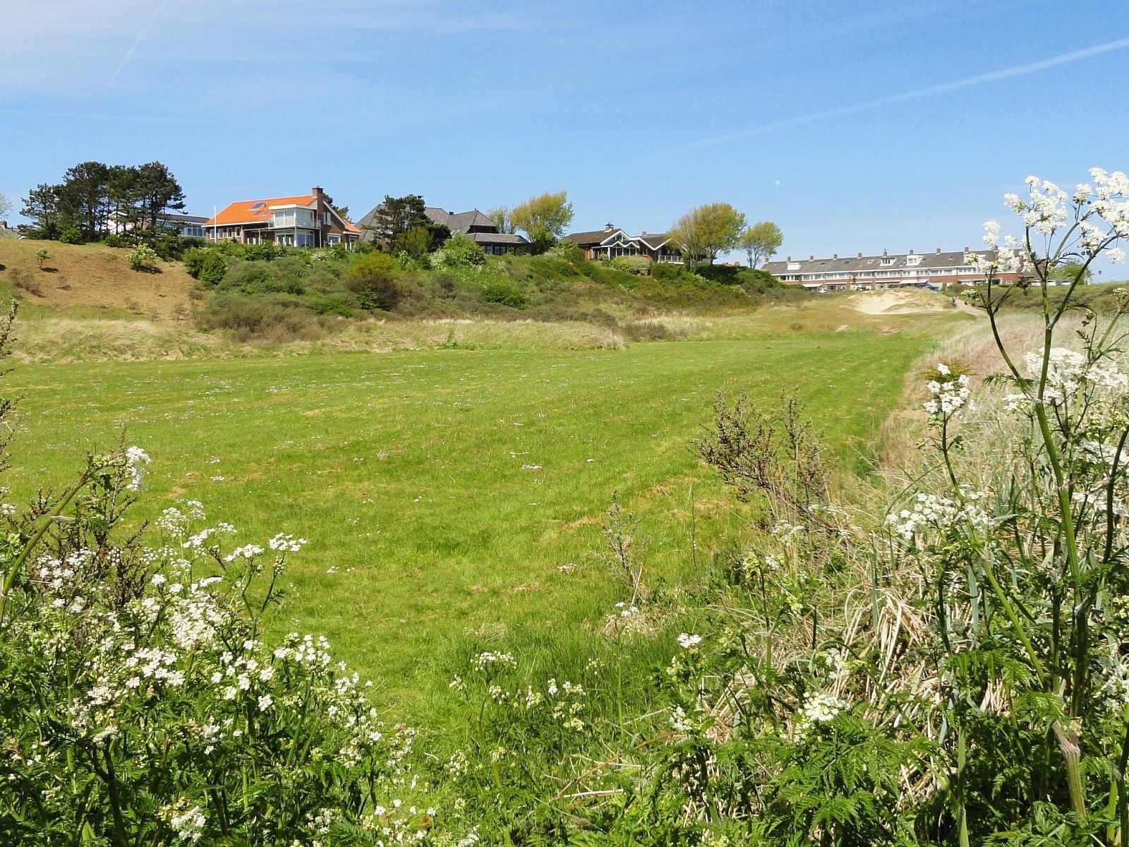 Unterkunft 4503153 - Ferienhaus Noordzeekust - Vakantiehuis Sommerhaus "De Zeester"
