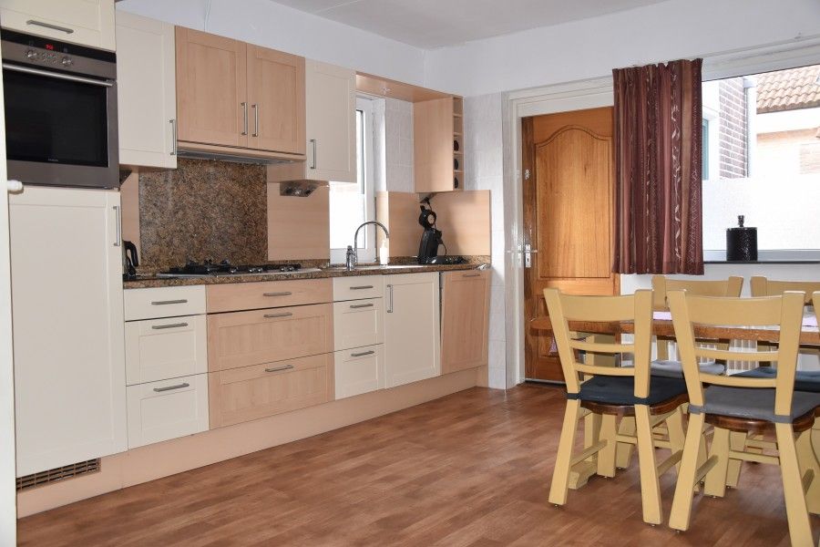 Gerumige Esskche im Haus der Familie Buis, Ferienunterkunft in Egmond aan Zee an der Nordseekste.