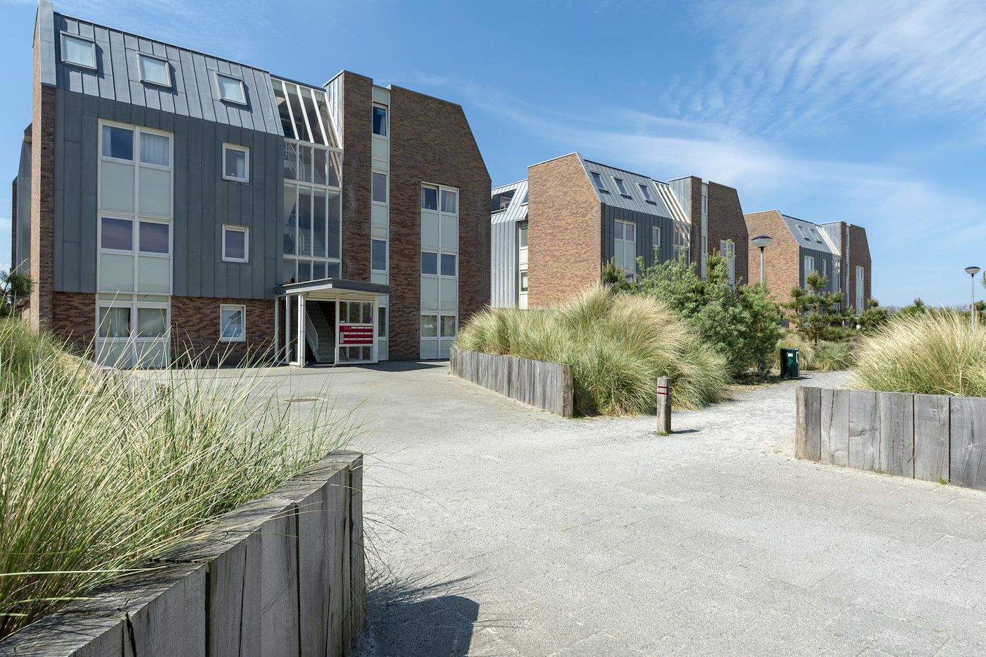Blick vom Balkon der Duinerei A202 Groote Keeten, einer Ferienunterkunft an der Nordseekueste in Callantsoog, Nordholland.