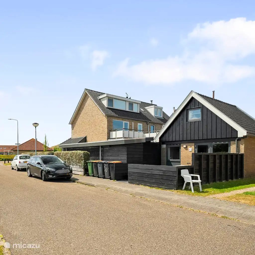 Unterkunft 4504147 - Ferienhaus Noordzeekust - Beach Life