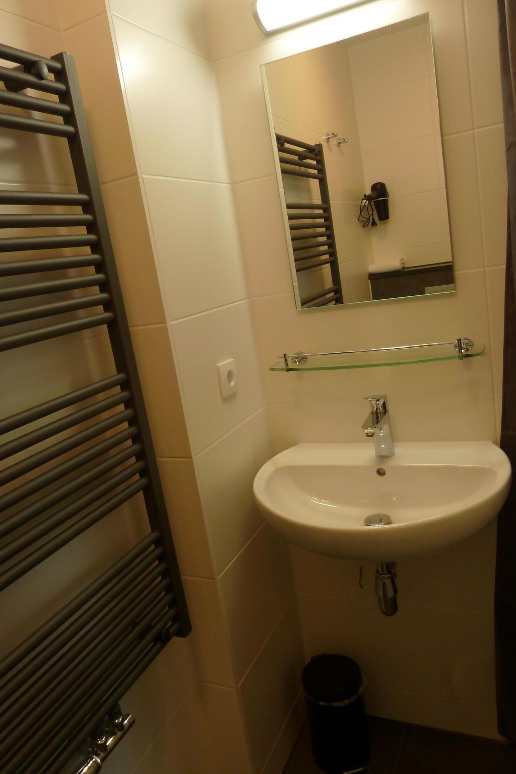 Guest house 4504149 - Holiday property Noordzeekust - Vakantiehuis Gemütlicher Bungalow für 4 Personen