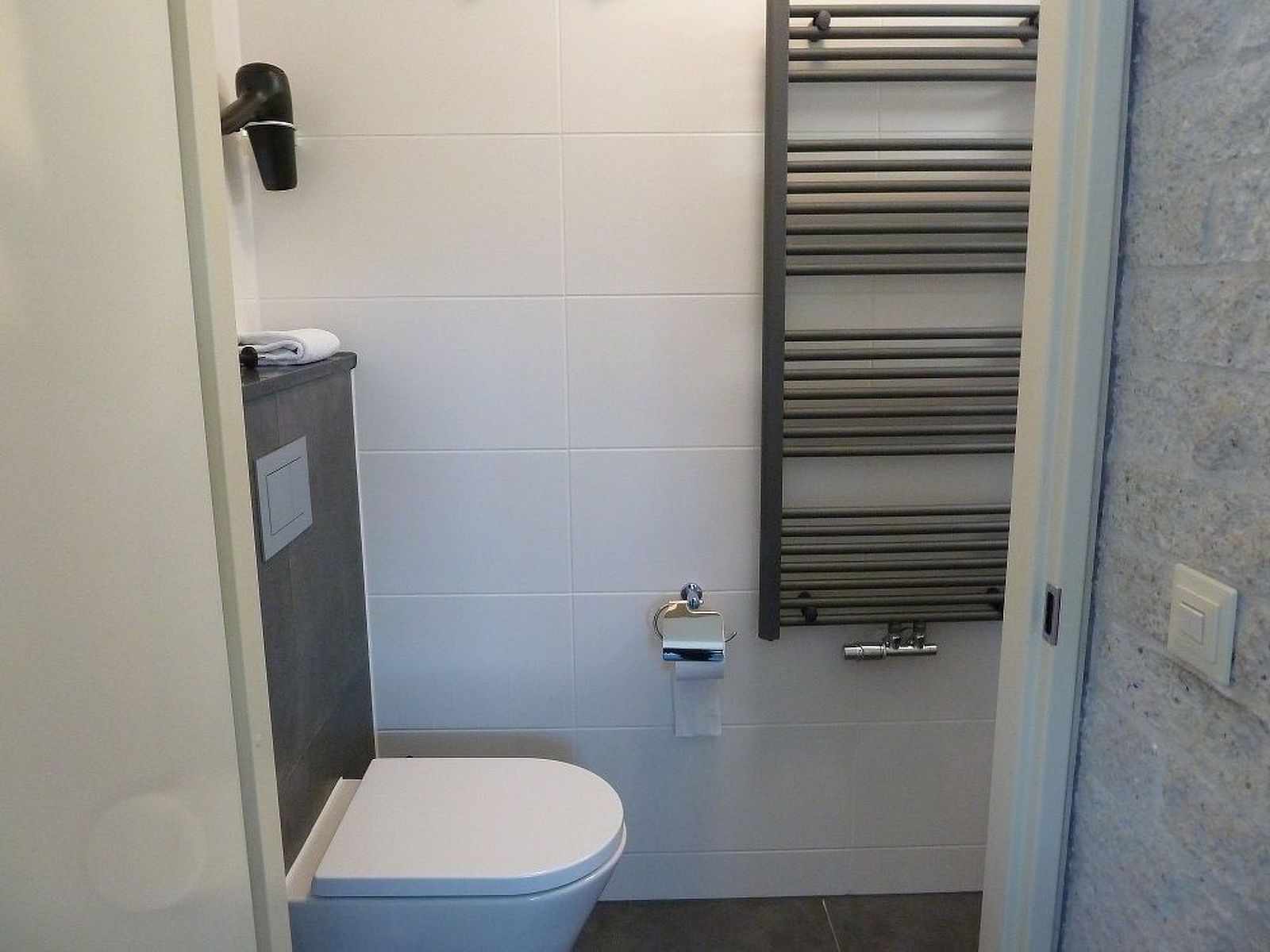 Guest house 4504150 - Holiday property Noordzeekust - Vakantiehuis Ferienbungalow Abbes mit Garten und Terrasse