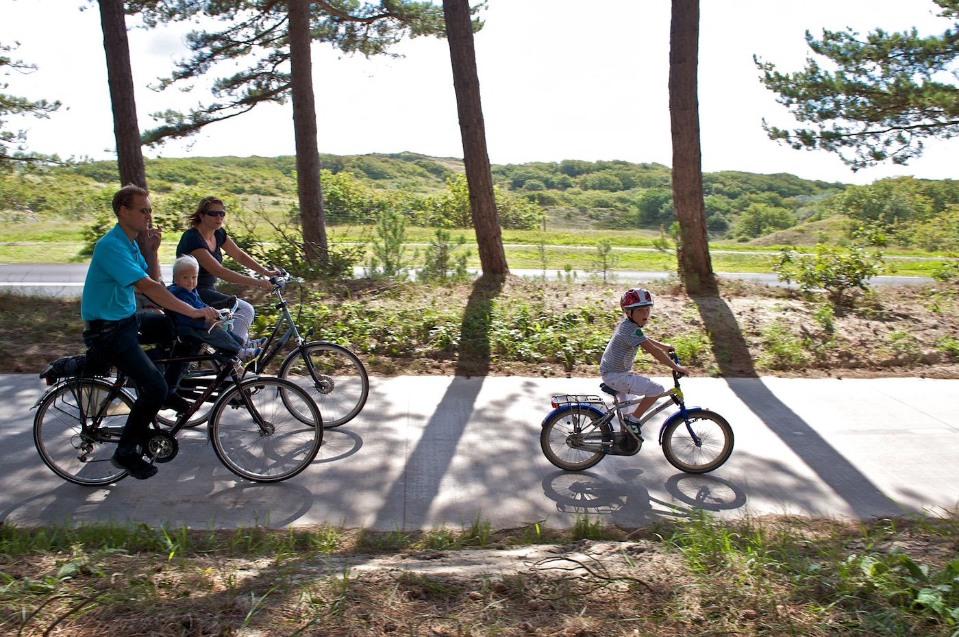 Radfahren durch die Duenen im Sandepark 171 Groote Keeten, Ferienhaus in Callantsoog an der Nordseekueste, Nordholland.