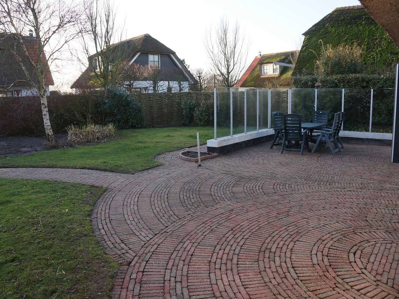 Guest house 4504156 - Holiday property Noordzeekust - Vakantiehuis "Buiten 5" mit Terrasse und privatem Garten