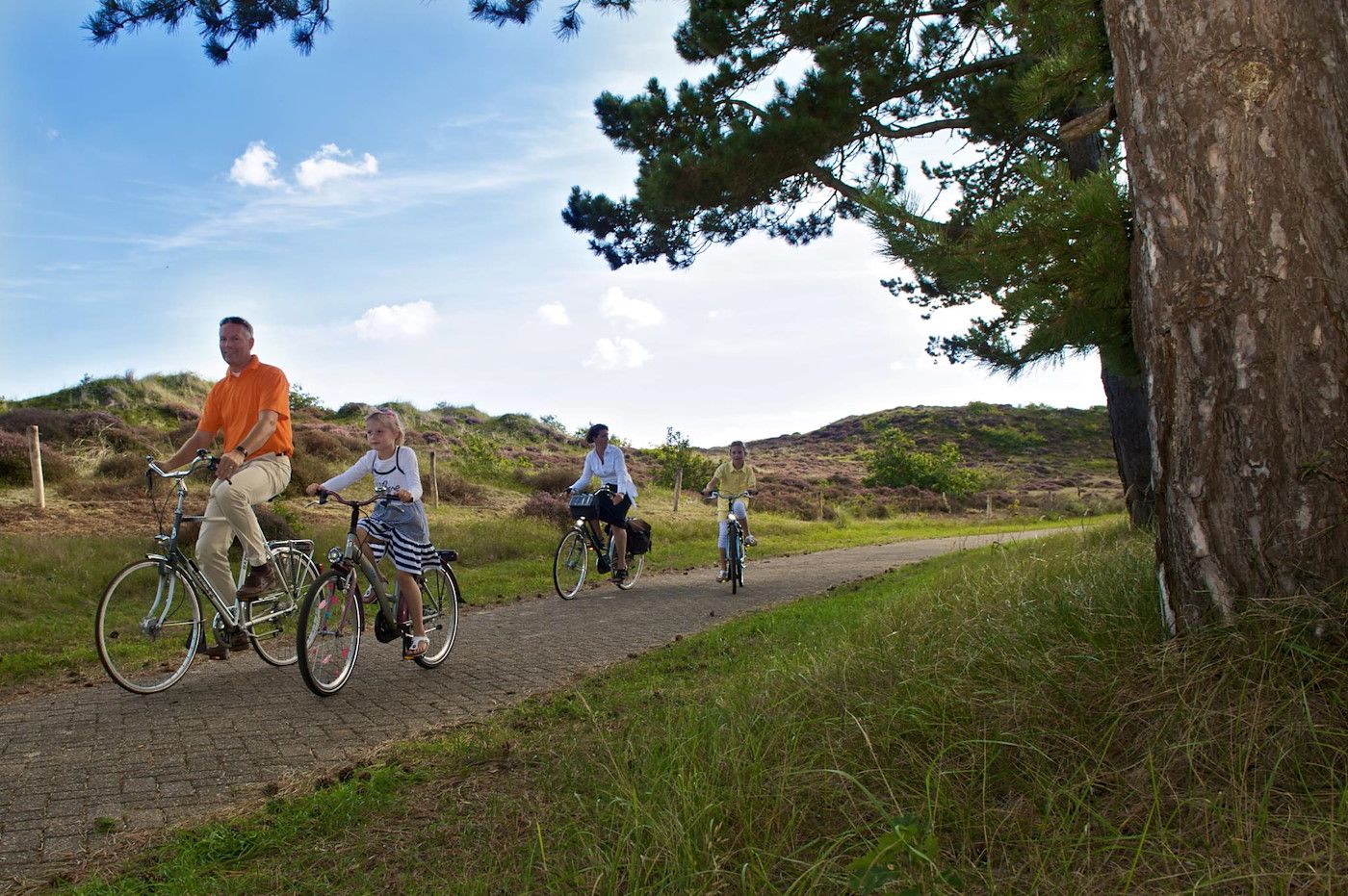 Radfahren durch die Duenen bei Wijde Blick 310 Callantsoog, Ferienhaus an der Nordseekueste, Nord-Holland