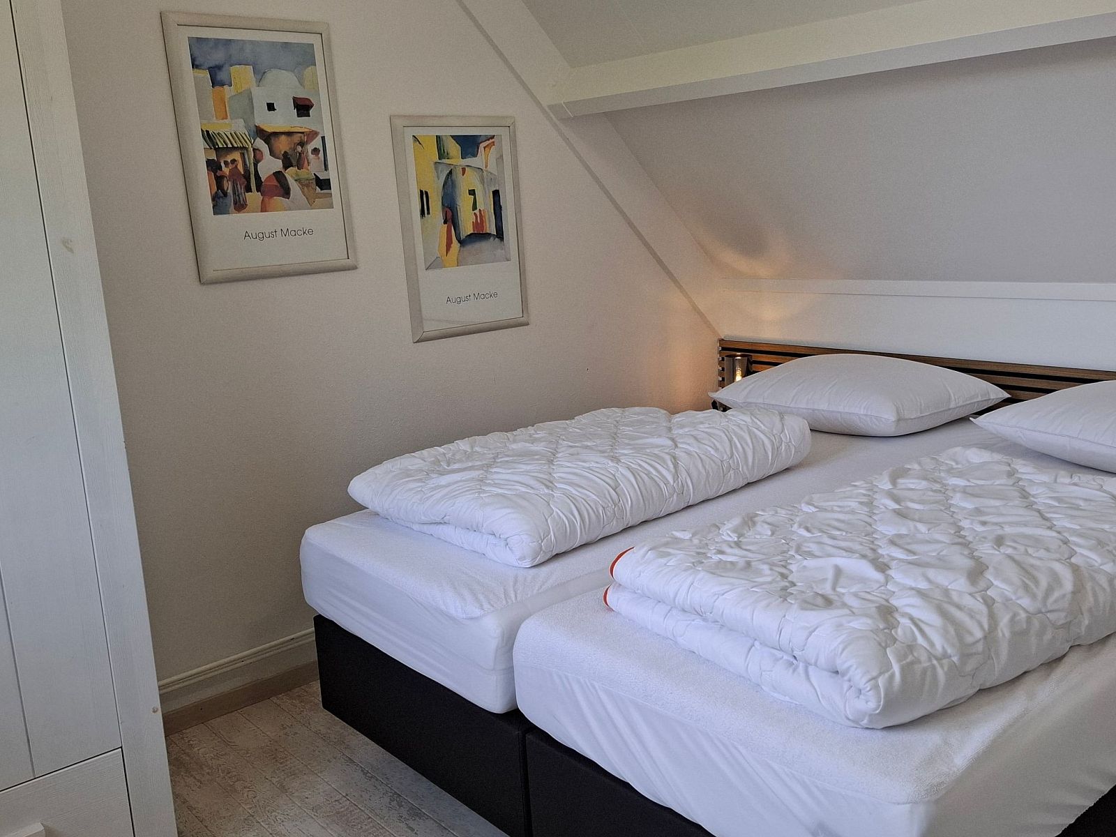 Unterkunft 4504176 - Ferienhaus Noordzeekust - Vakantiehuis "De Korre 4" mit privatem Garten und Terrasse