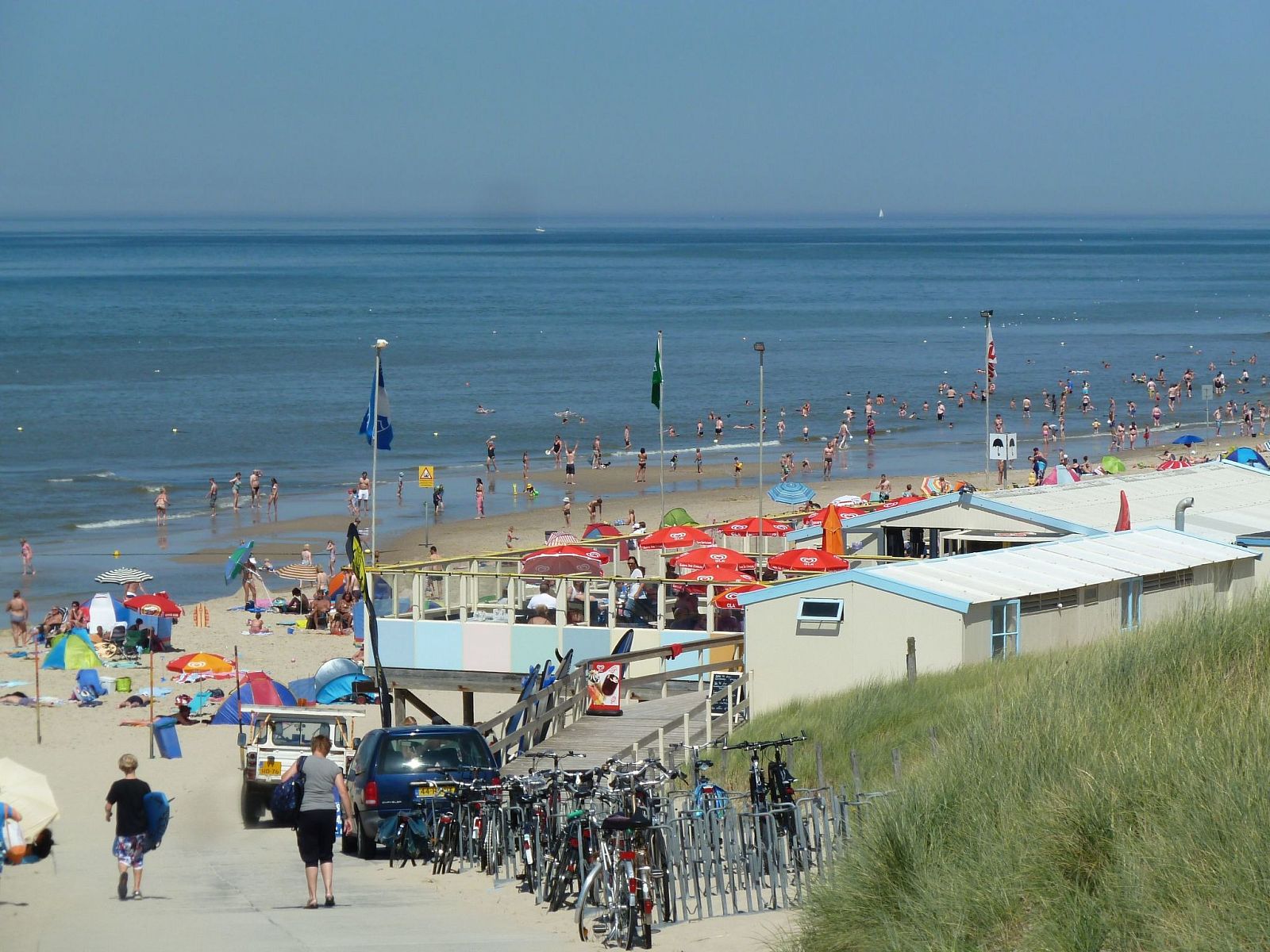 Unterkunft 4504176 - Ferienhaus Noordzeekust - Vakantiehuis "De Korre 4" mit privatem Garten und Terrasse