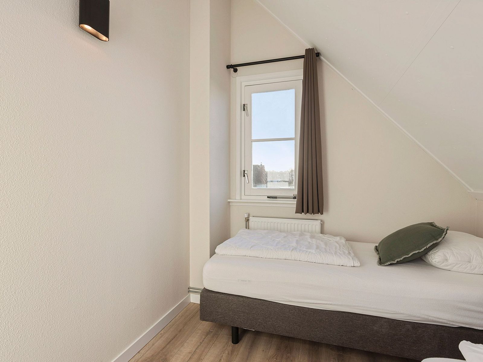 Guest house 4504192 - Holiday property Noordzeekust - Vakantiehuis Villa Vermeer