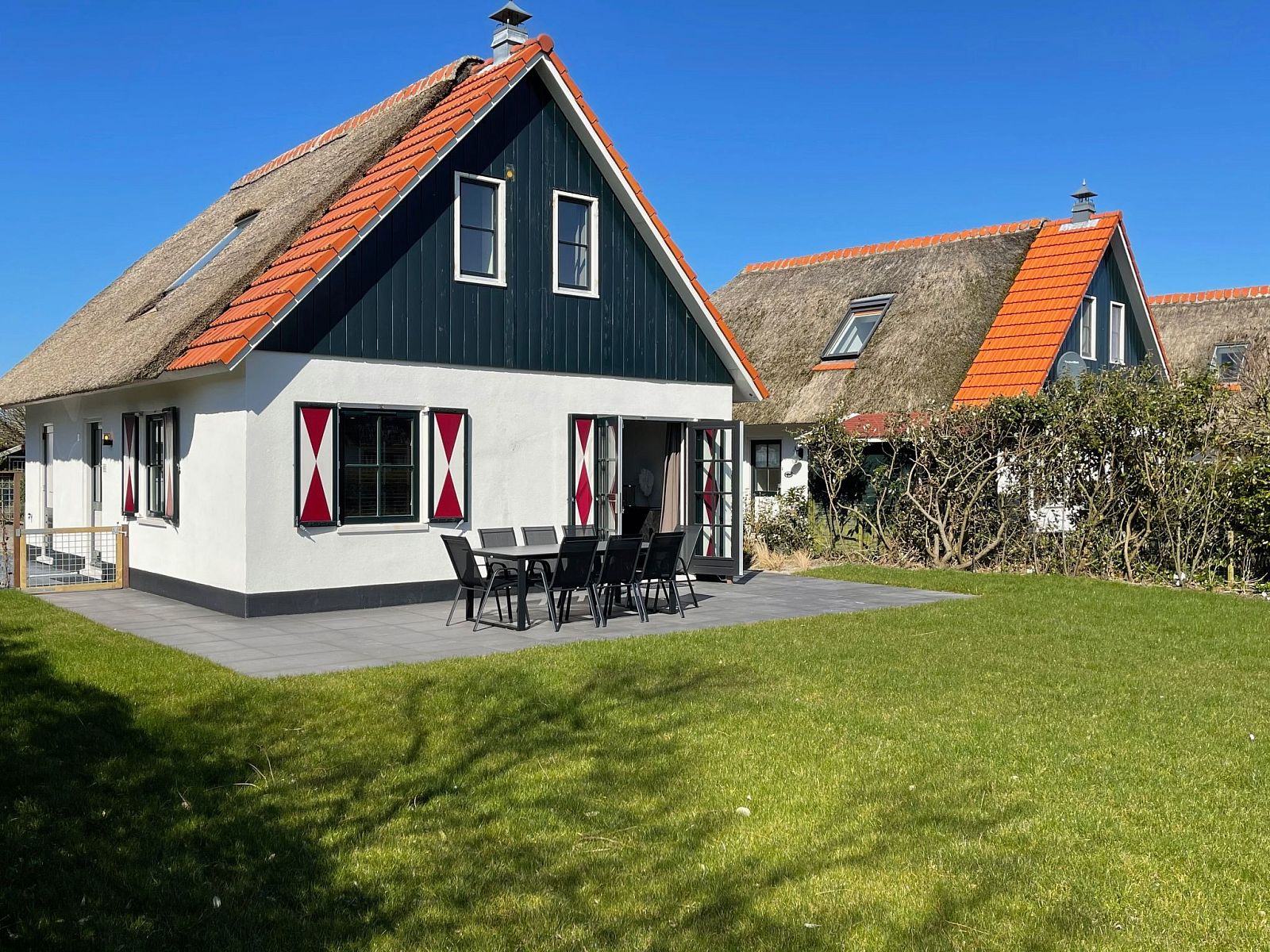 Guest house 4504192 - Holiday property Noordzeekust - Vakantiehuis Villa Vermeer