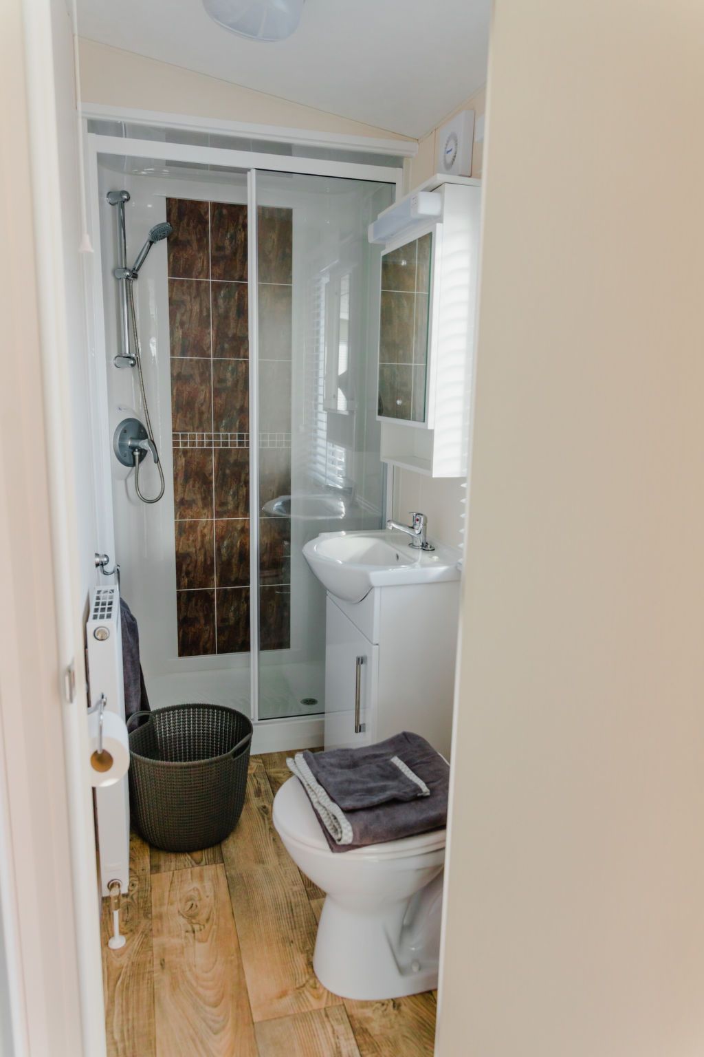 Guest house 4504208 - Holiday property Noordzeekust - Vakantiehuis CS 63 - Vakantiepark Callassande 4p