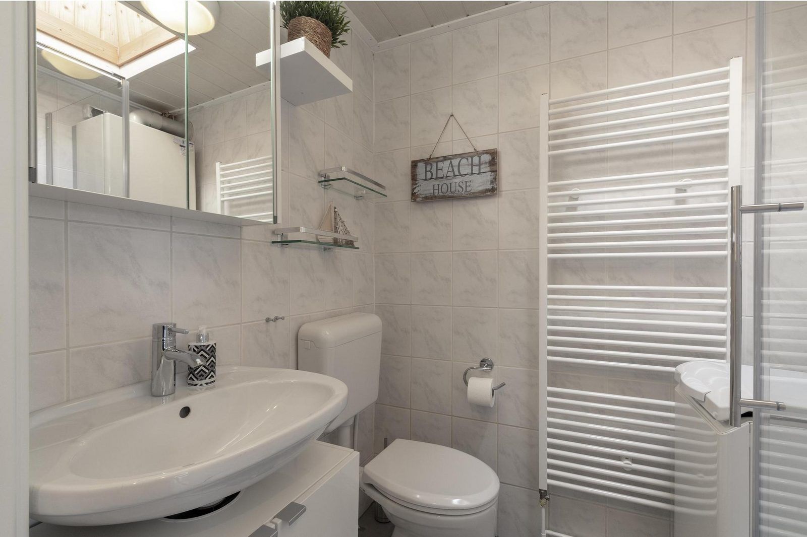 Unterkunft 4504270 - Ferienhaus Noordzeekust - Garnekuul 44