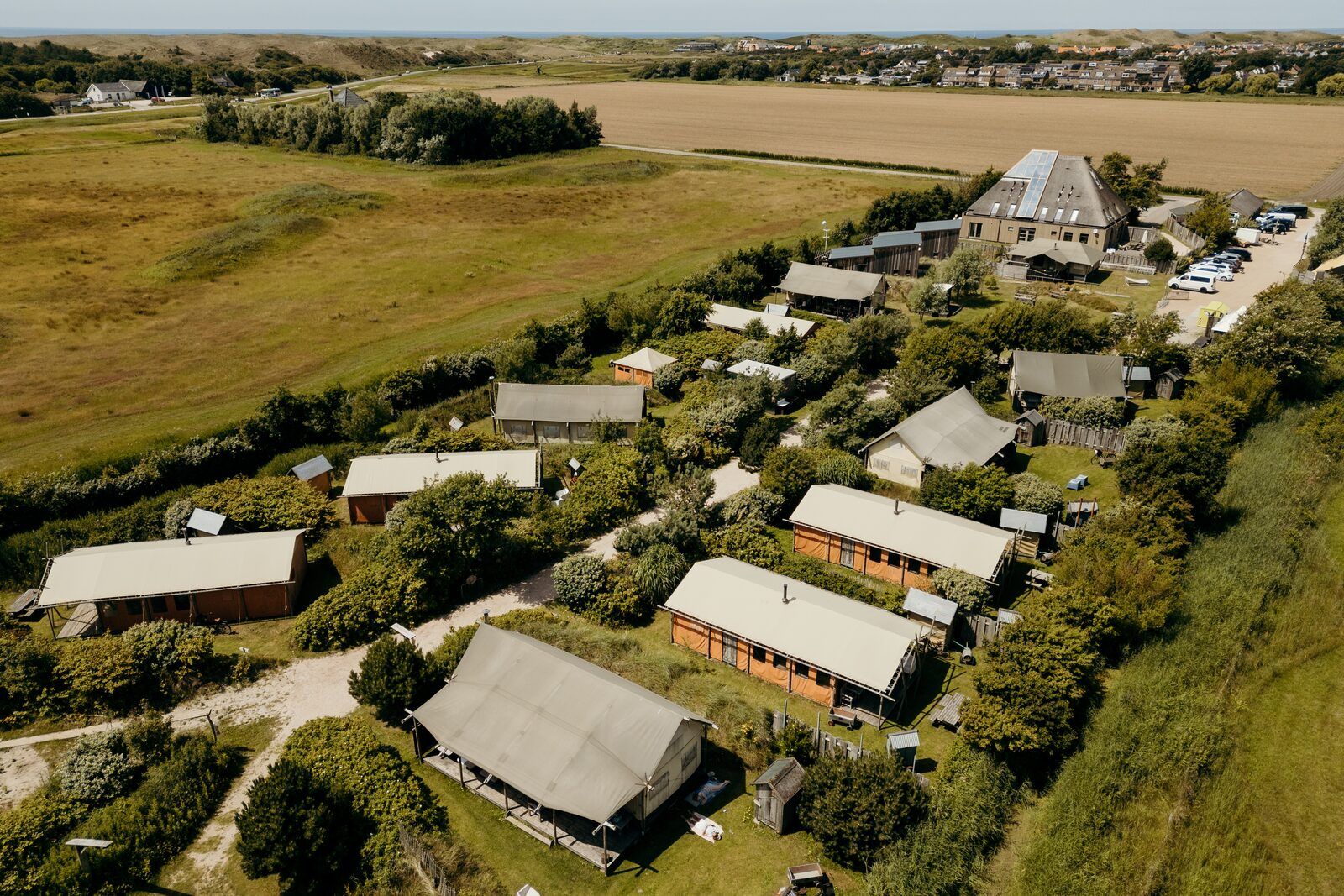 Unterkunft 4504312 - Ferienhaus Noordzeekust - Beach Lodge