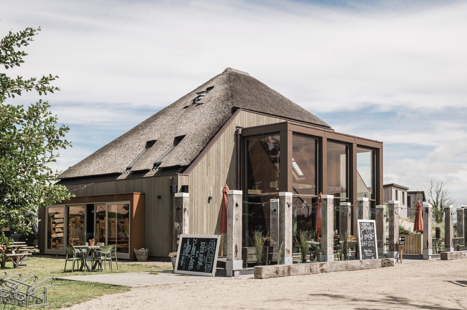 Unterkunft 4504312 - Ferienhaus Noordzeekust - Beach Lodge