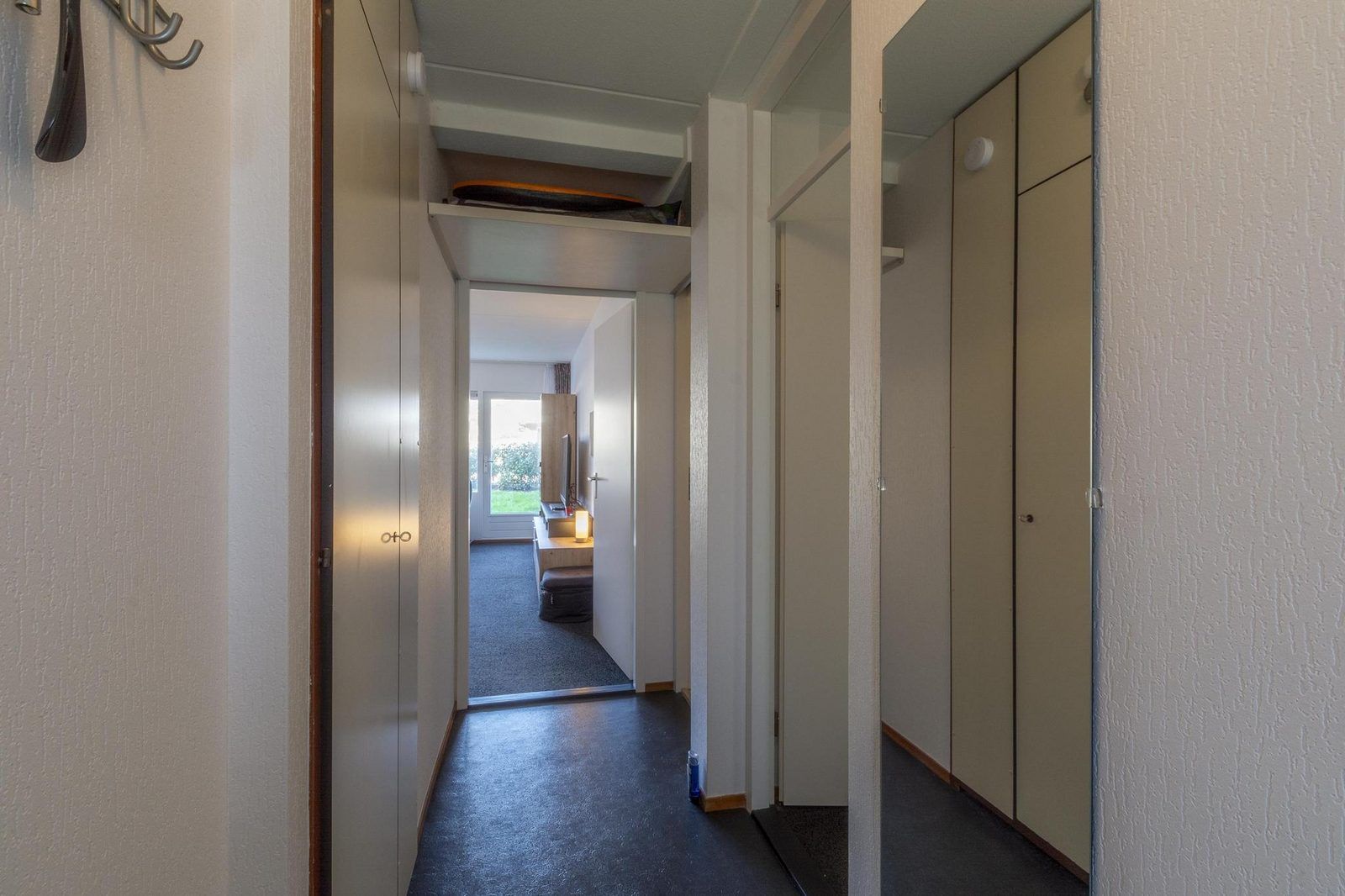 Guest house 4504320 - Holiday property Noordzeekust - Beach Appartement 05