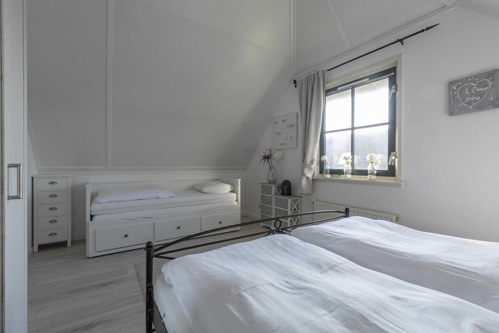 Guest house 4504349 - Holiday property Noordzeekust - De Buitenplaats 37