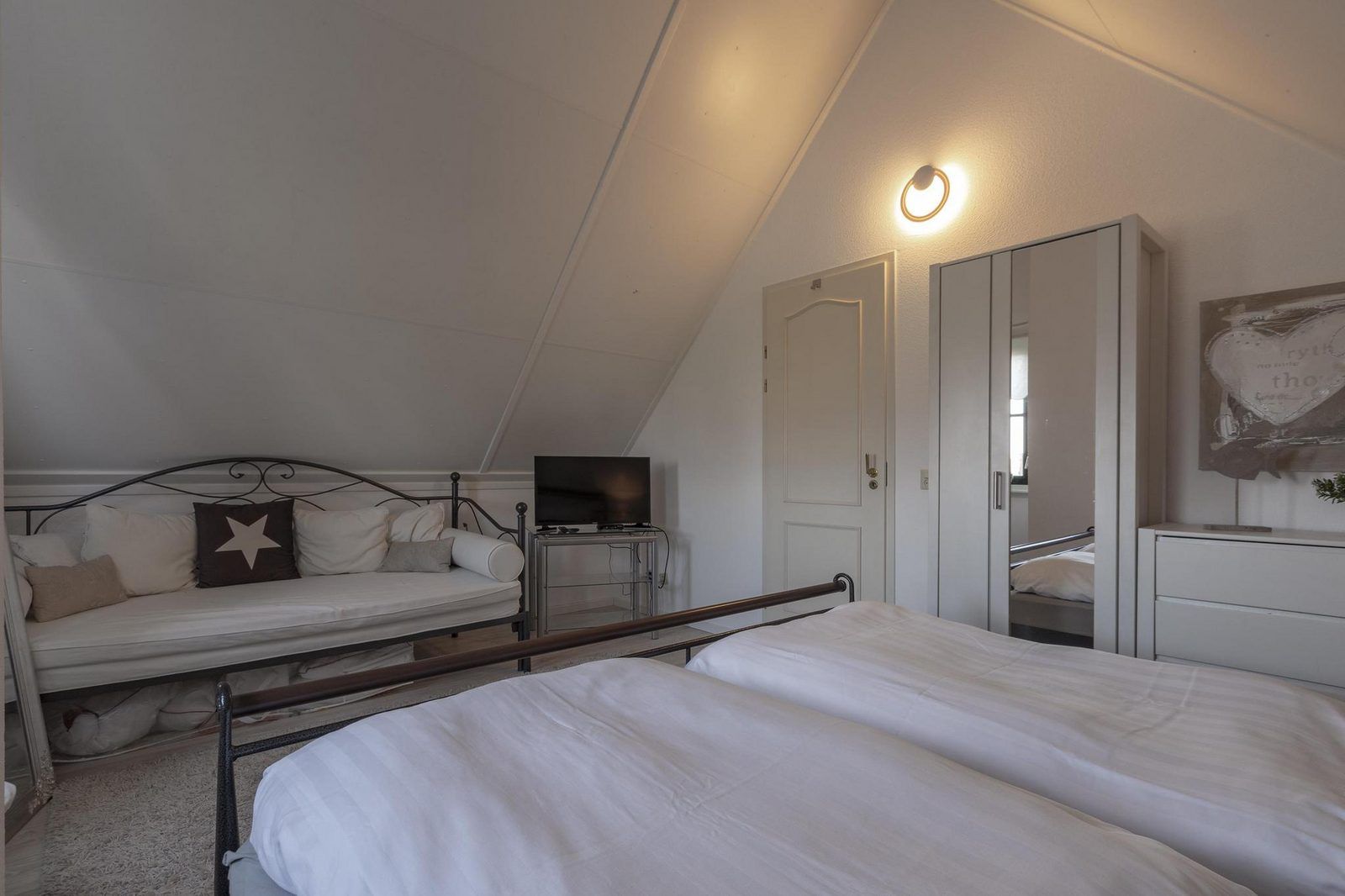 Guest house 4504349 - Holiday property Noordzeekust - De Buitenplaats 37