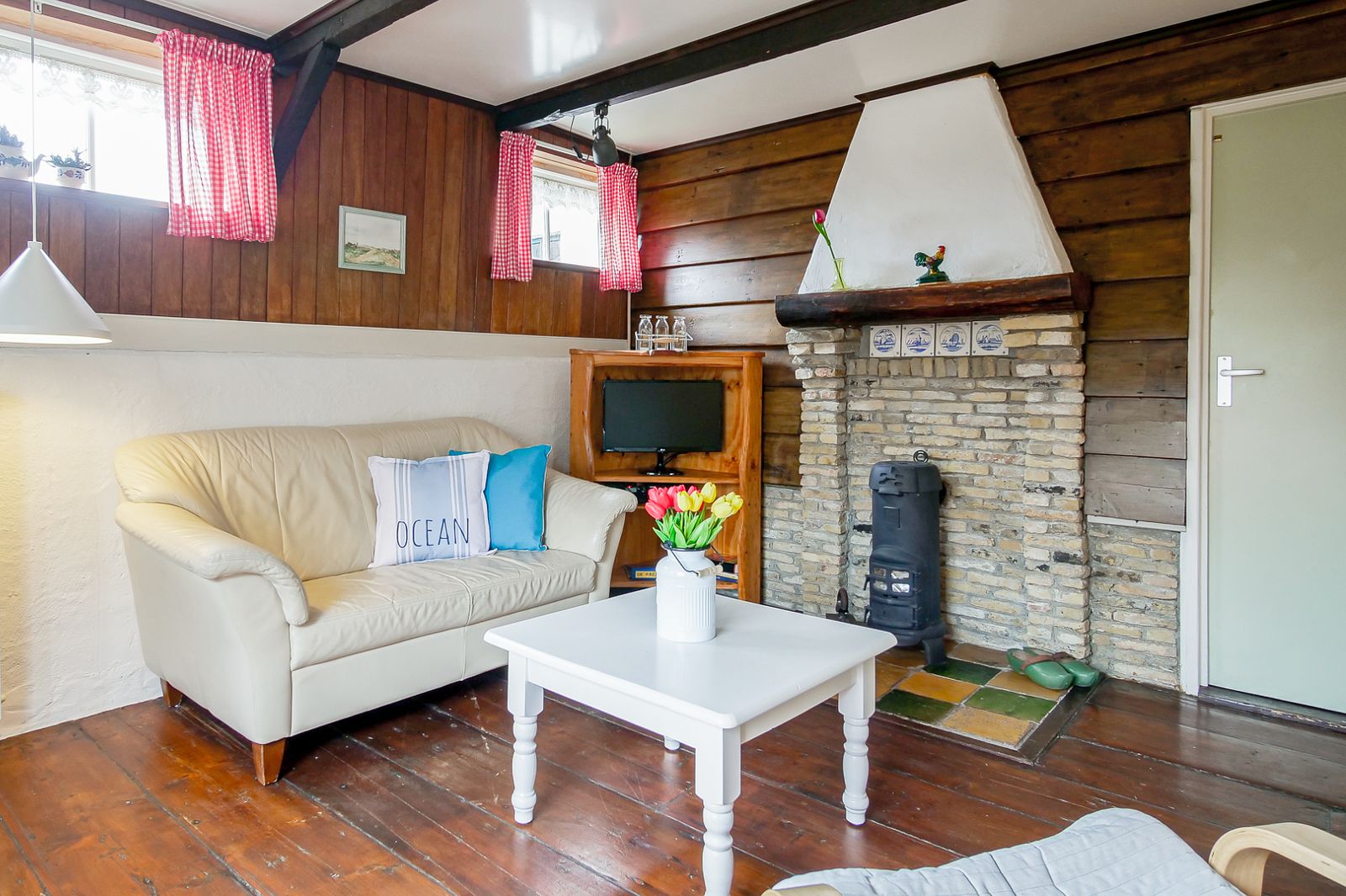 Guest house 4504549 - Holiday property Noordzeekust - Suite Koeboet