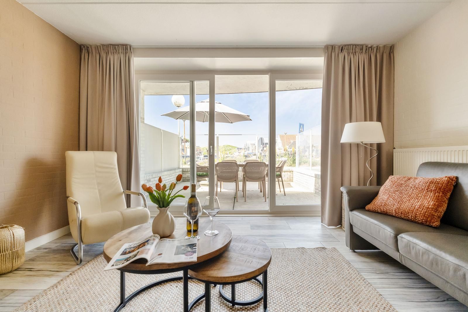 Guest house 4504551 - Holiday property Noordzeekust - Dorpsplein 42