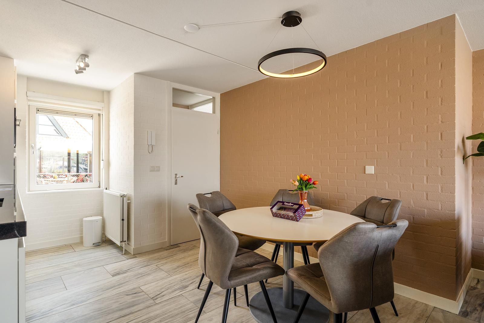 Guest house 4504551 - Holiday property Noordzeekust - Dorpsplein 42