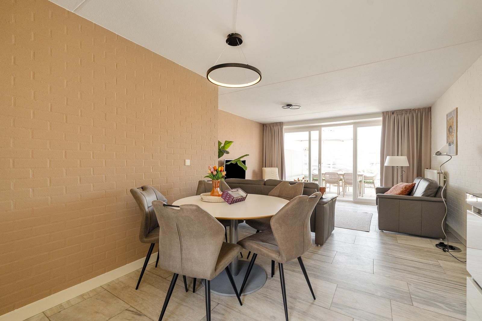 Guest house 4504551 - Holiday property Noordzeekust - Dorpsplein 42