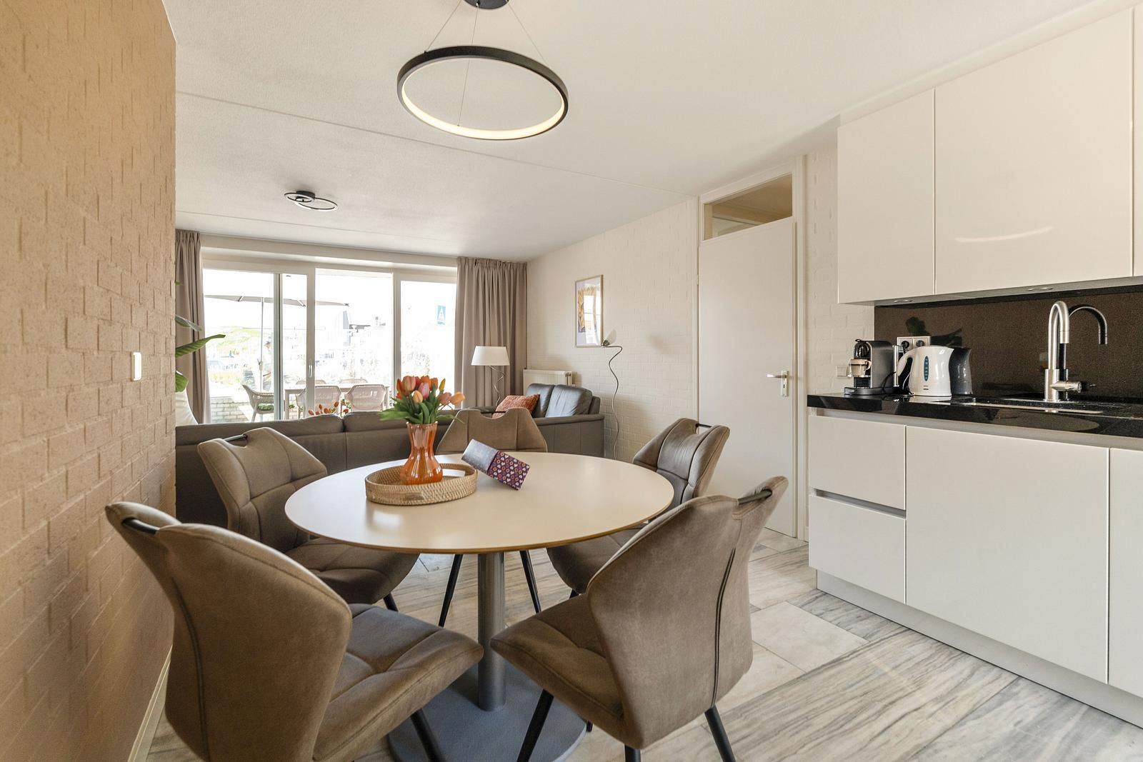 Guest house 4504551 - Holiday property Noordzeekust - Dorpsplein 42