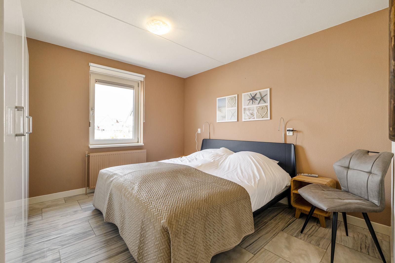 Guest house 4504551 - Holiday property Noordzeekust - Dorpsplein 42
