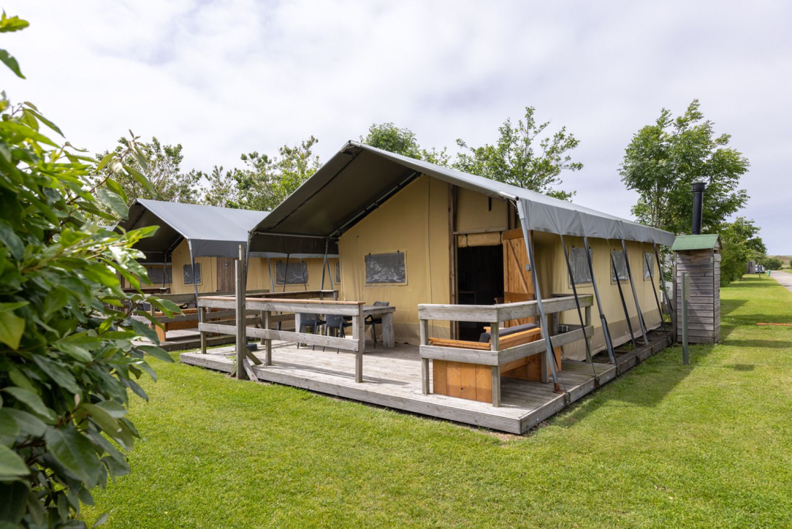 Guest house 4504559 - Tent house Noordzeekust - «Safaritent» 4