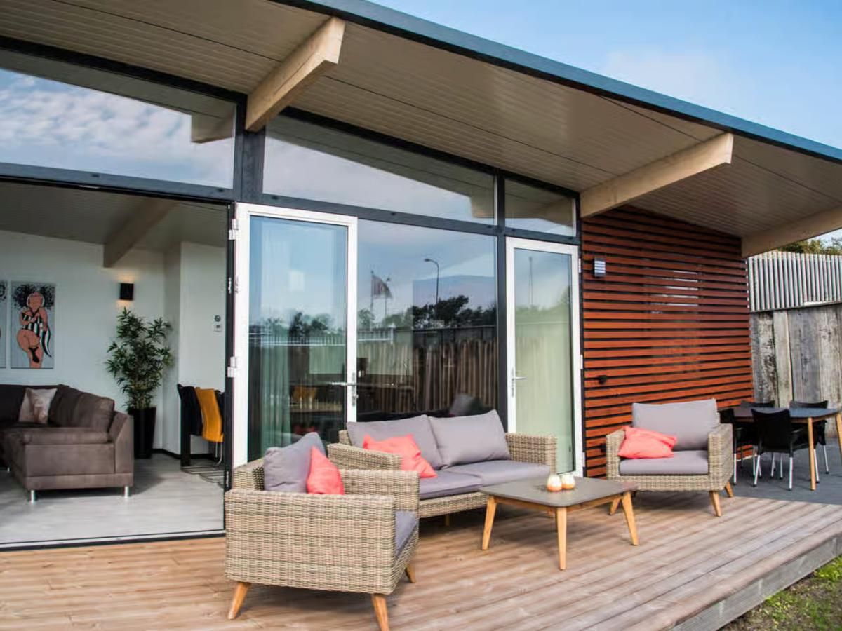 Guest house 4504565 - Holiday property Noordzeekust - Strandparel