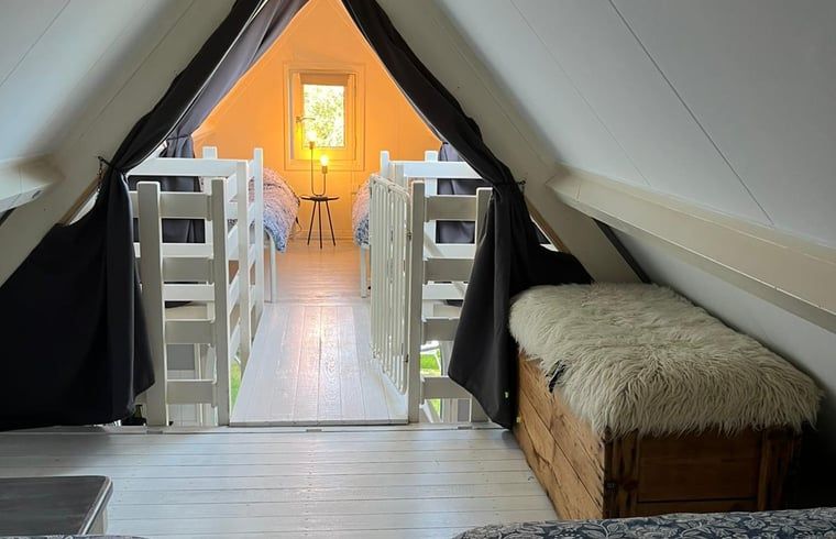 Sfeervolle zolderkamer in Vakantiehuis in Groet, Noordzeekust, Noord-Holland