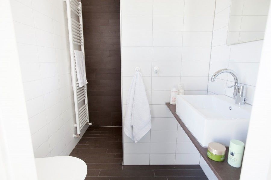 Stijlvolle badkamer in vakantiehuis AanNoordzee.nl, Noordzeekust, Noord-Holland.