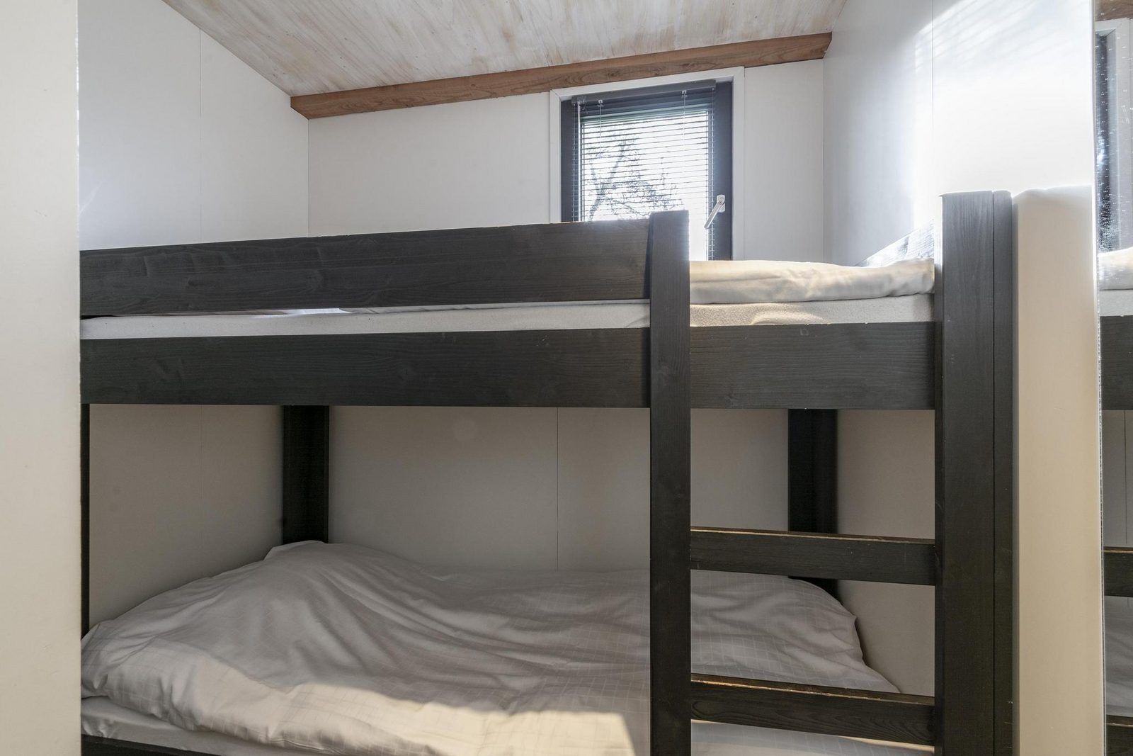 Unterkunft 450692 - Ferienhaus Noordzeekust - Duinvink | Jacuzzi | 8 Pers