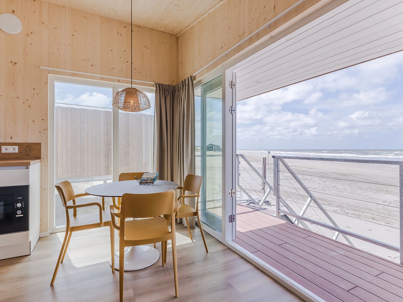 Verblijf 450725 - Bungalow Noordzeekust - 4-persoons Beach House | 4SH3