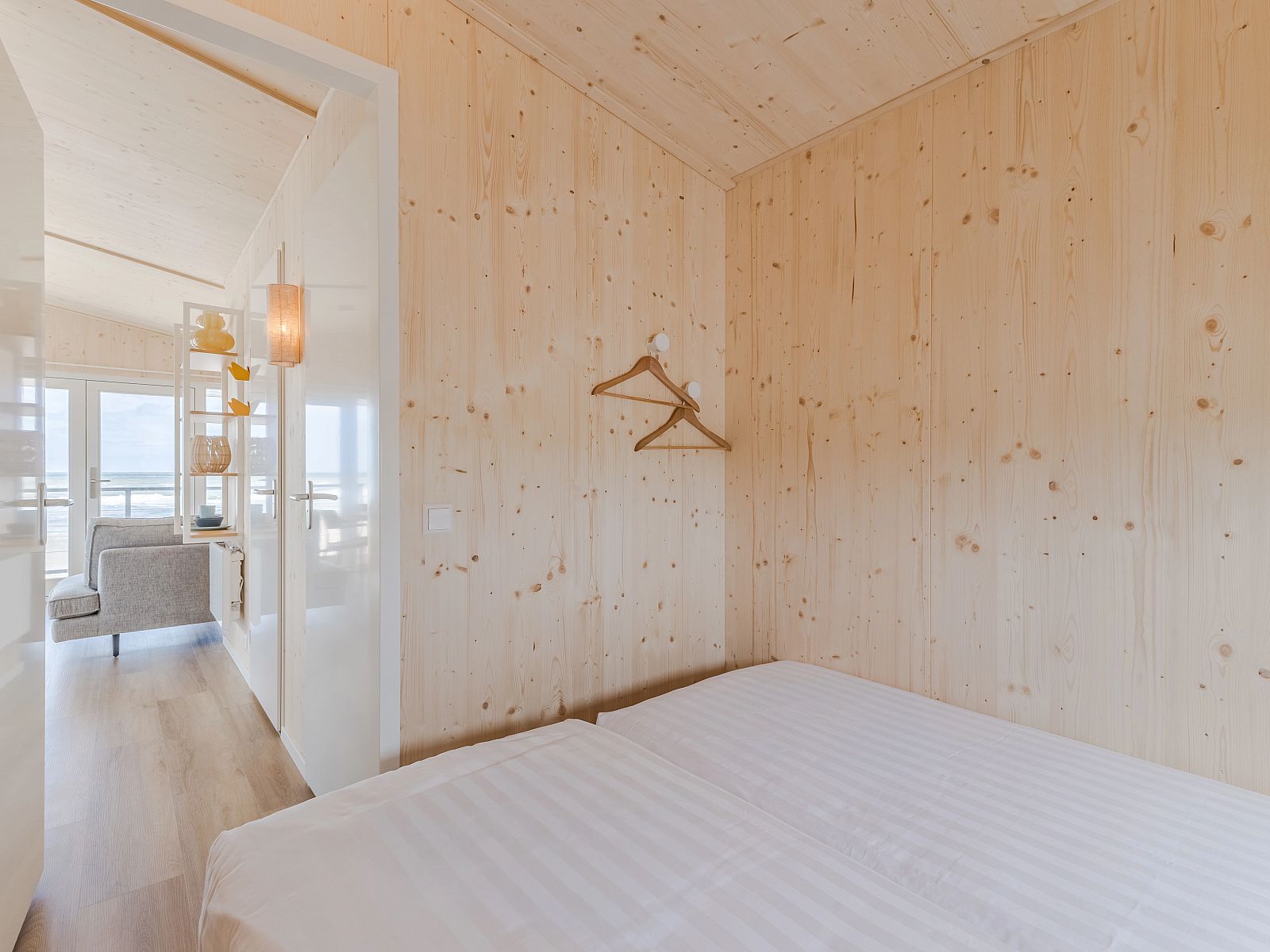 Verblijf 450725 - Bungalow Noordzeekust - 4-persoons Beach House | 4SH3