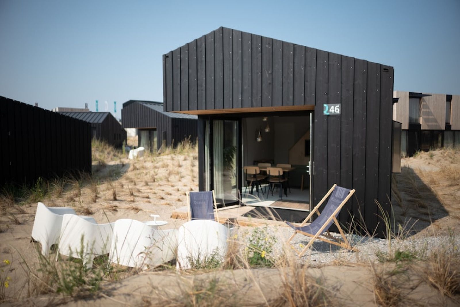 Guest house 452474 - Holiday property Noordzeekust - Lodge Pitstop 4
